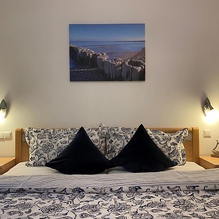 Villa Seeadler 보르게렌데레트비슈 외부 사진